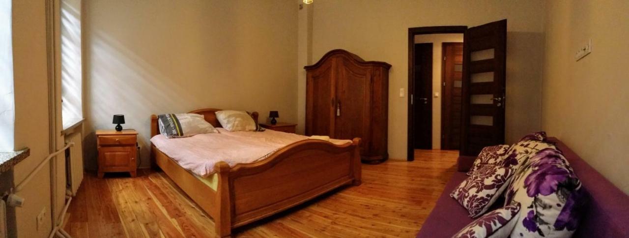 Apartament Przy Bramie Krakowskiej Apartment Lublin Luaran gambar